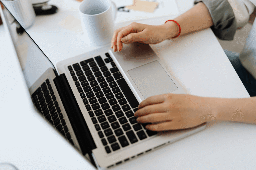 Beauty salon blog with SEO-optimized content about treatments and services